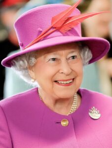 Queen Elizabeth Angieisika blog