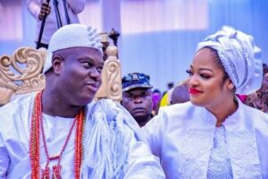 BREAKING NEWS: Queen Naomi Silekunola Announces ‘divorce’ From Ooni Of Ife Agnesisika blog