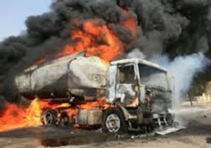Tanker Explosion At Onitsha Destroys Two Filling Stations, Houses And Vehicles Agnesisika blog