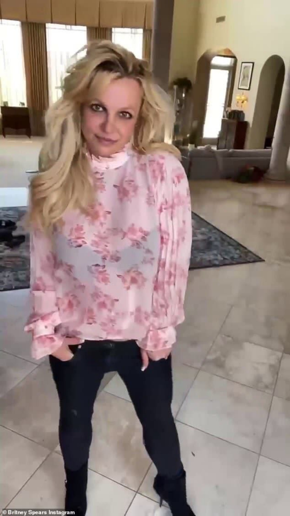 Britney Spears Returns To Instagram With Pregnant Video