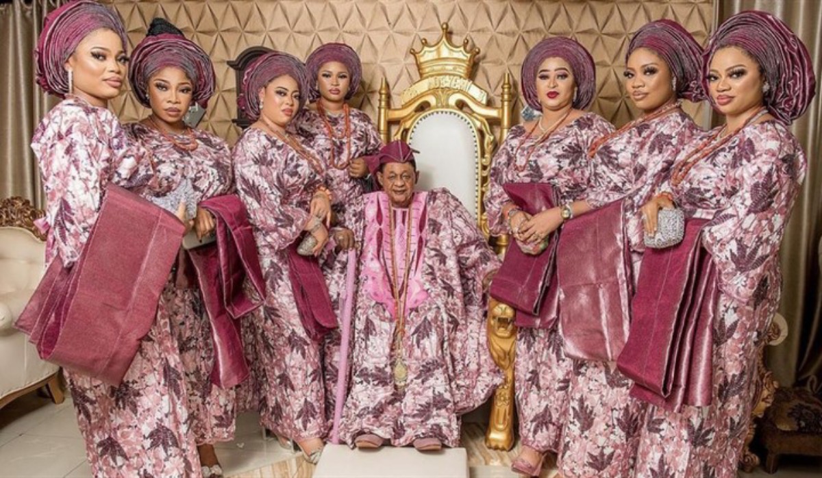Alaafin Of Oyo’s 18 Wives Now Available For Suitors - Oyo Chief