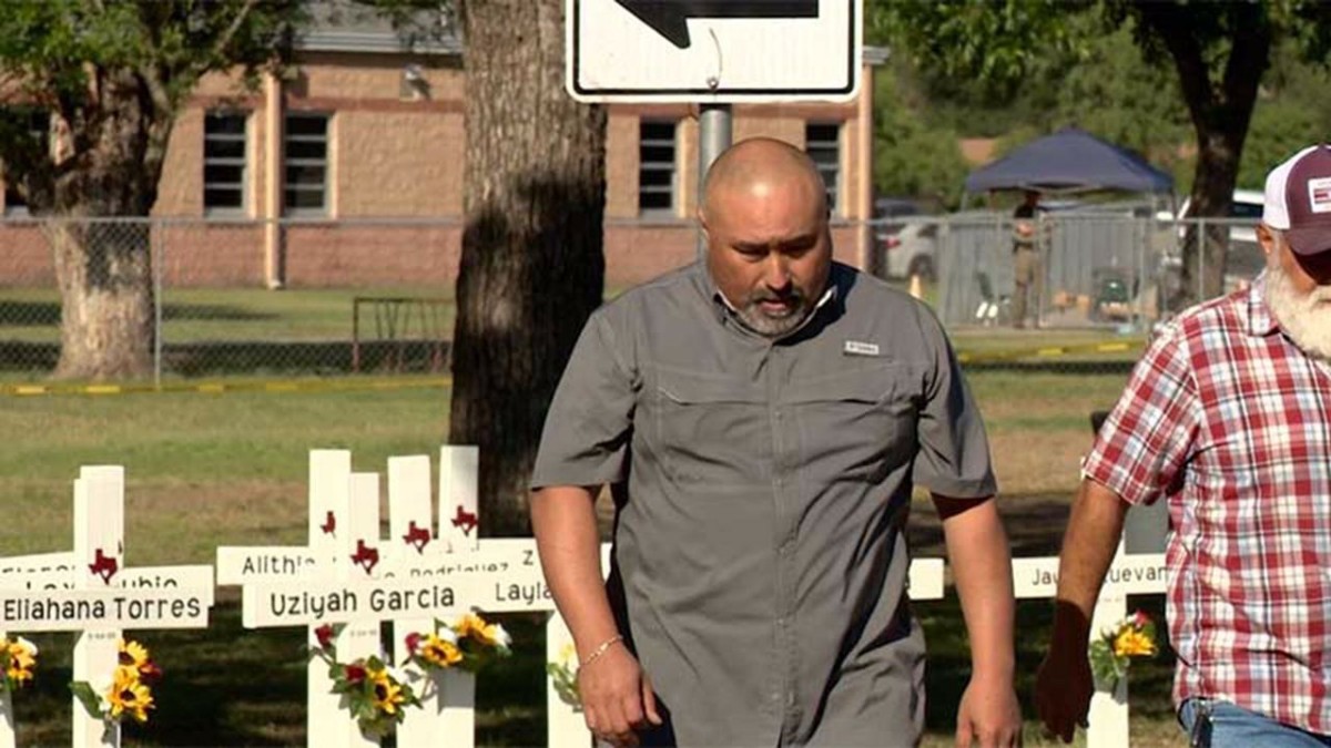 Husband Of Hero Teacher Killed In Texas School Shooting Dies Of Heart Attack
