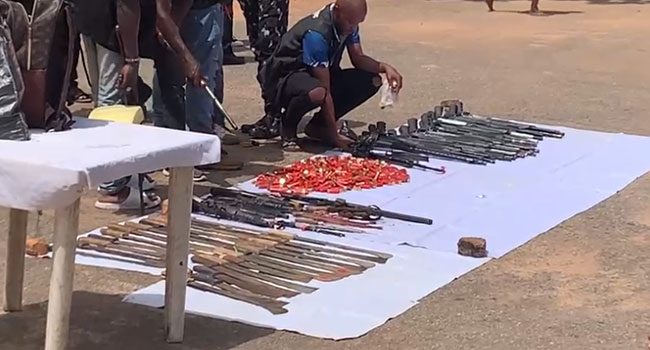 Oyo: Auxiliary escapes as Police raid house, arrest suspects