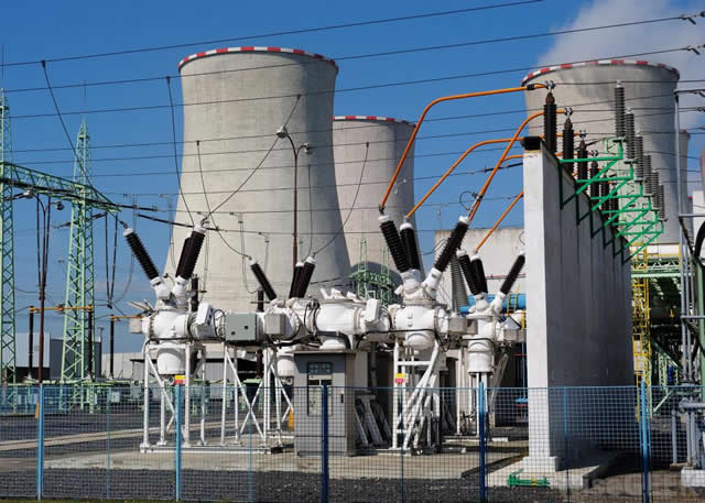 FG issues 13 new power generation, distribution licences