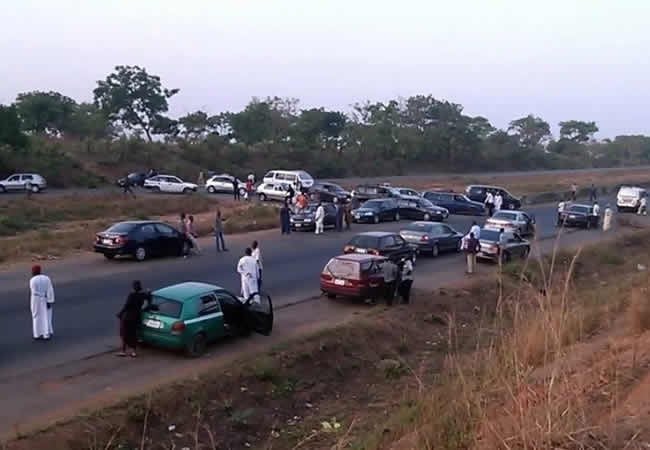 85 abducted as bandits return to Kaduna-Abuja expressway