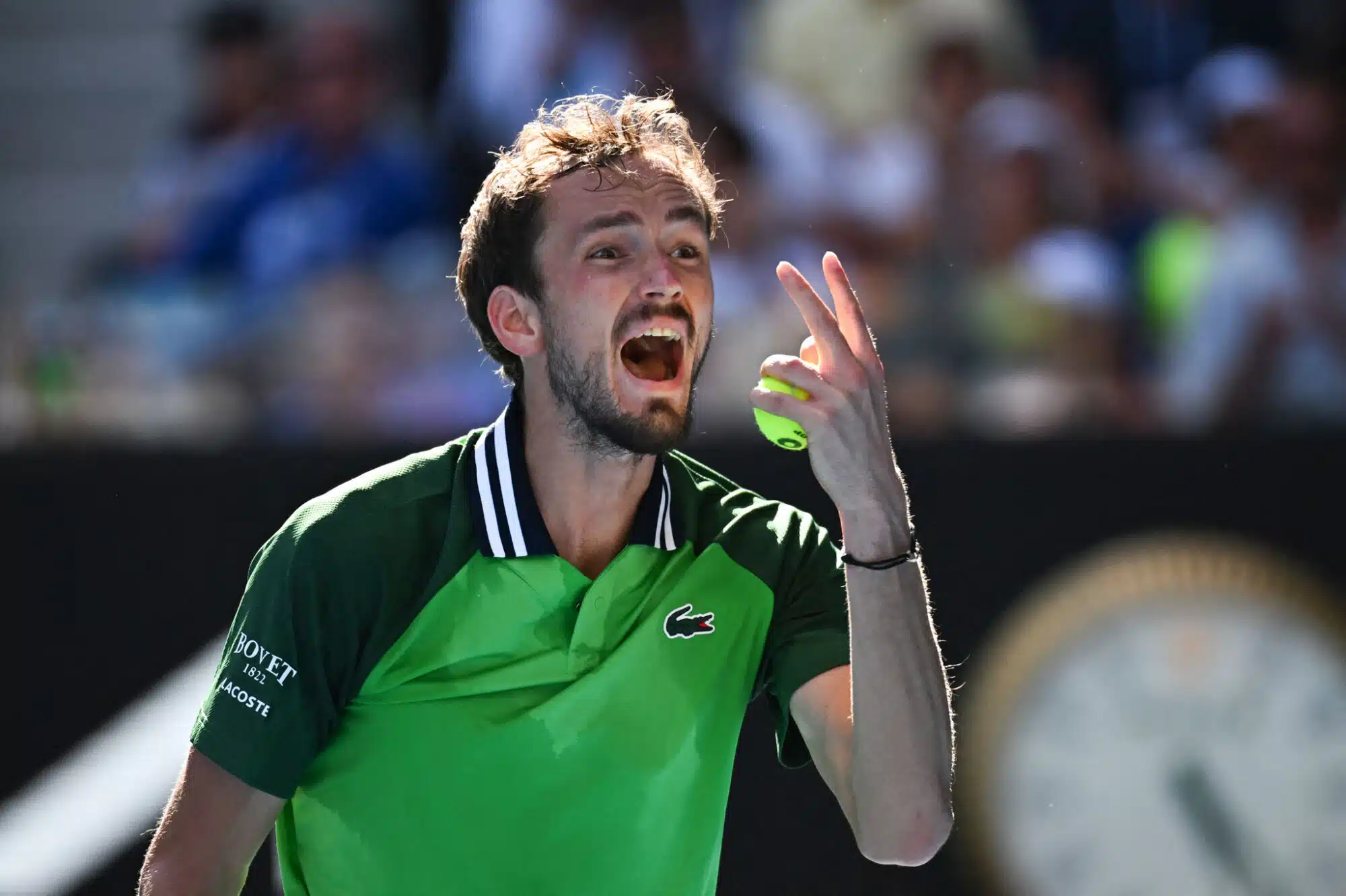 Medvedev Grinds Into Australian Open Semi-Finals