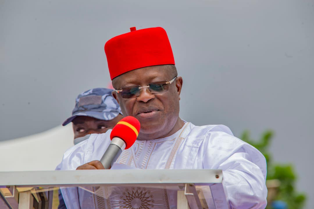 Umahi Criticises Atiku’s Stance On Lagos-Calabar Highway Project, Accuses Him Of Political Calculations