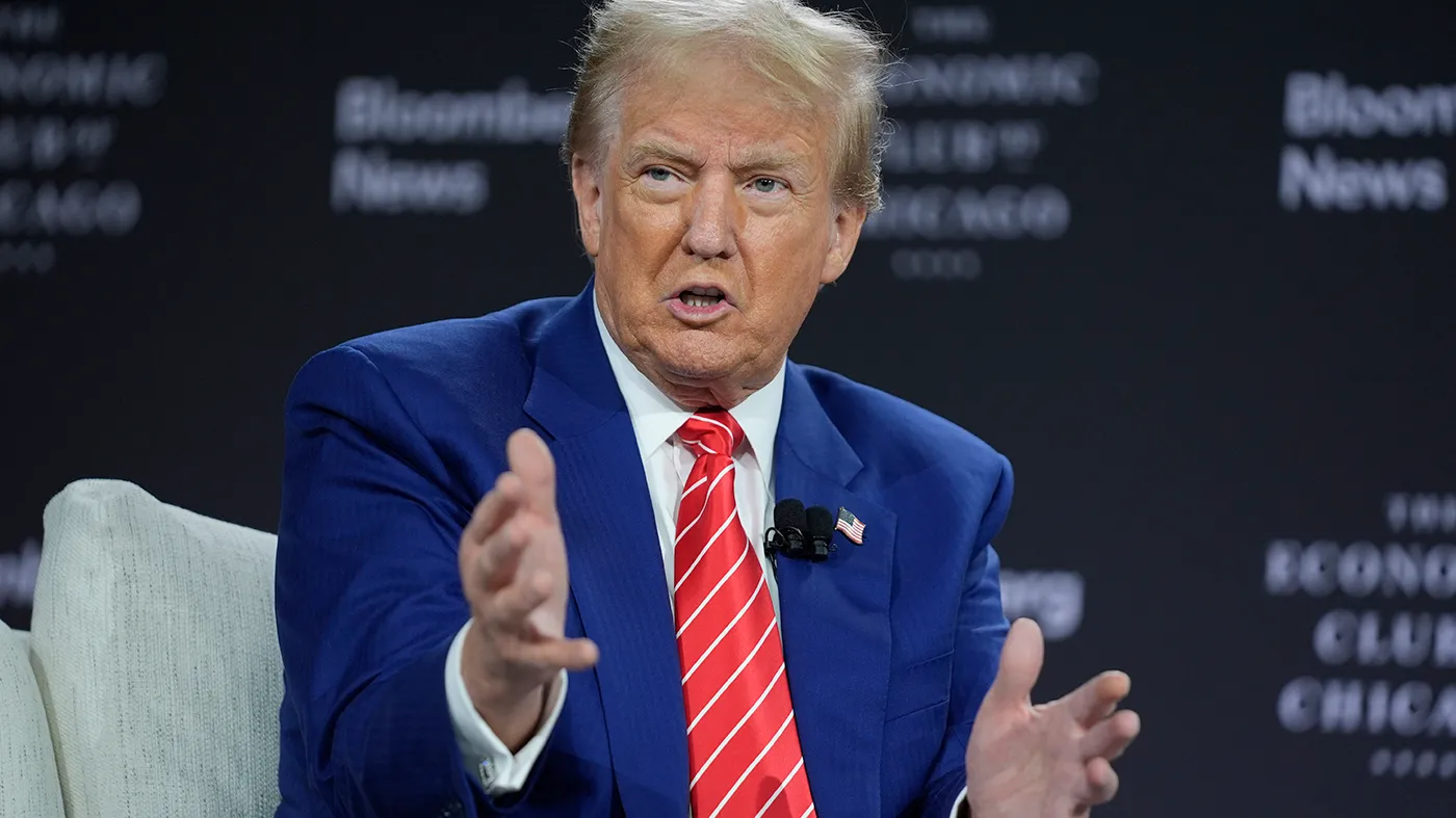 Judge temporarily pauses Trump's freeze on grants, loans